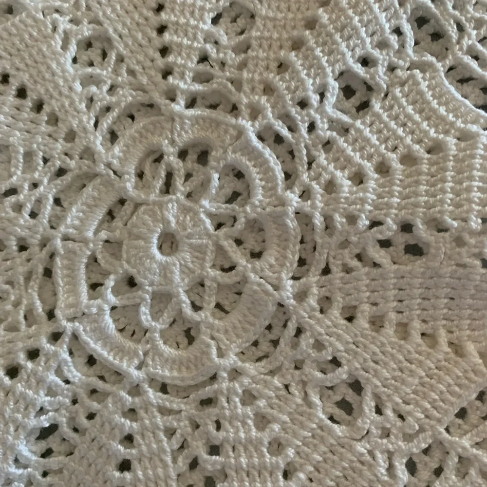 Crochet pillow covers